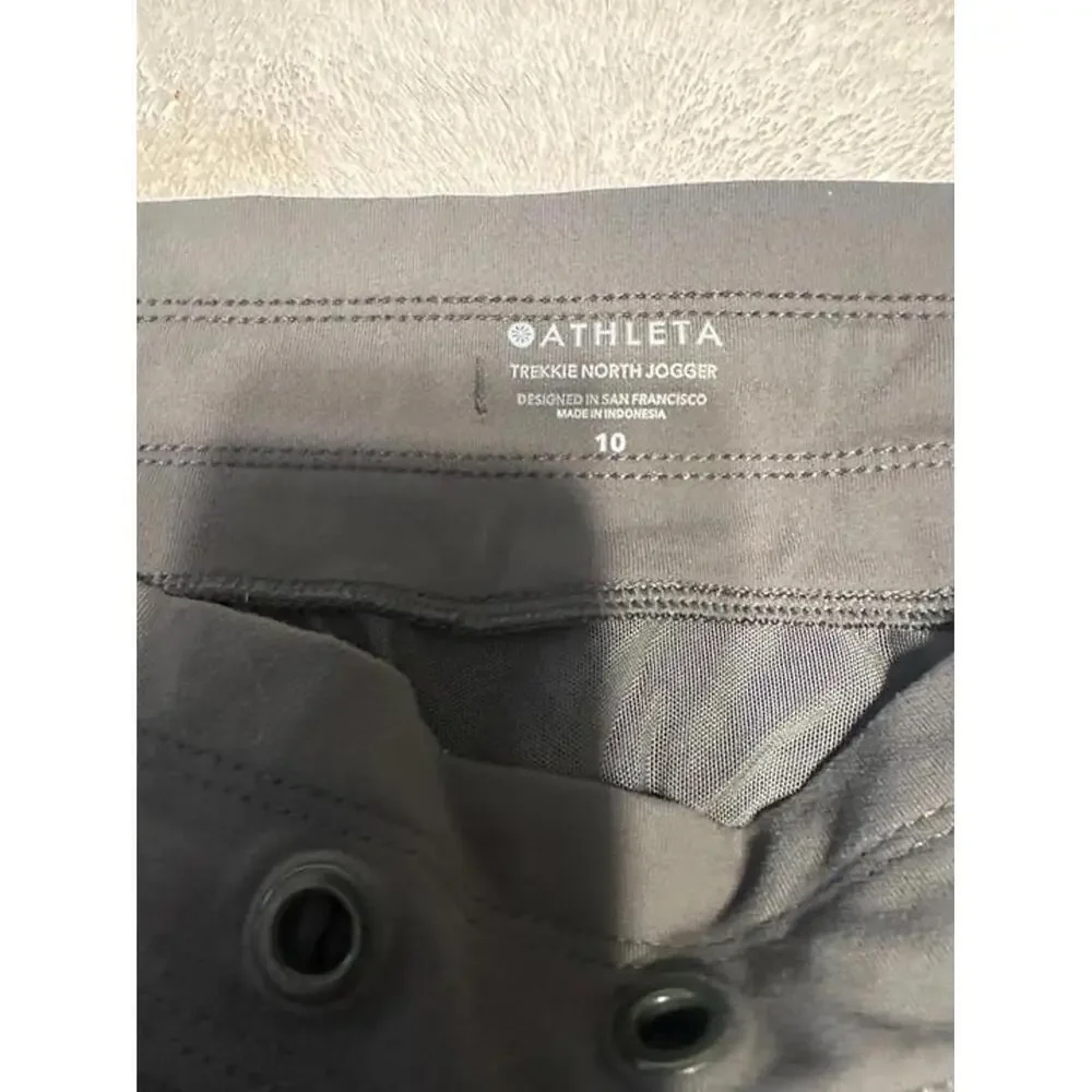Athleta Trekkie North Jogger Pants Olive Green Size 10 Lightweight Hiking Travel